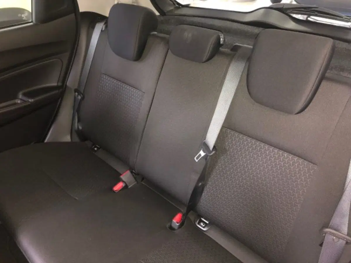 Suzuki Swift usata a Torino (8)