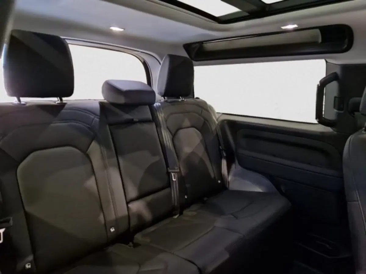 Land Rover Defender usata a Livorno (7)