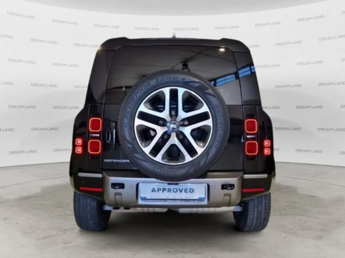 Land Rover Defender usata a Livorno (9)