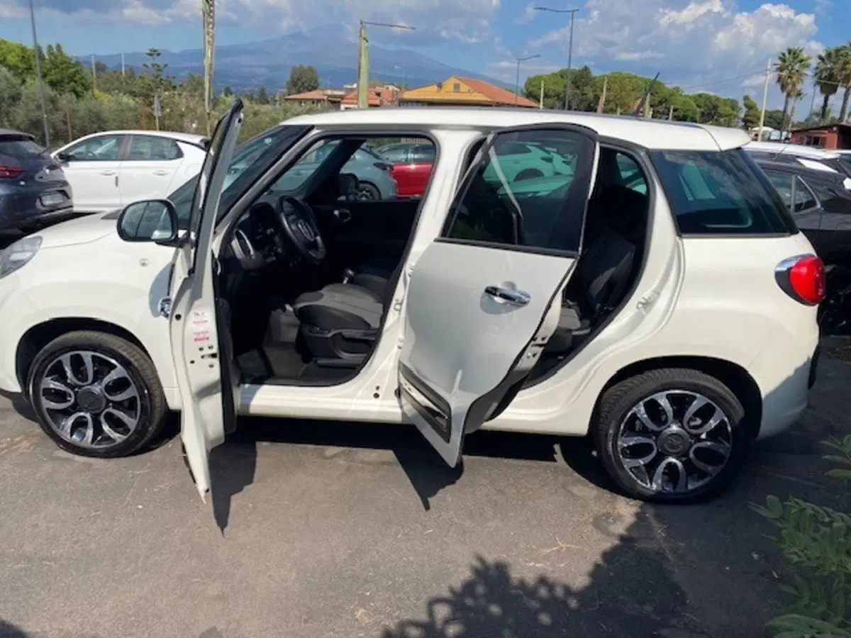 Fiat 500L usata a Catania (4)