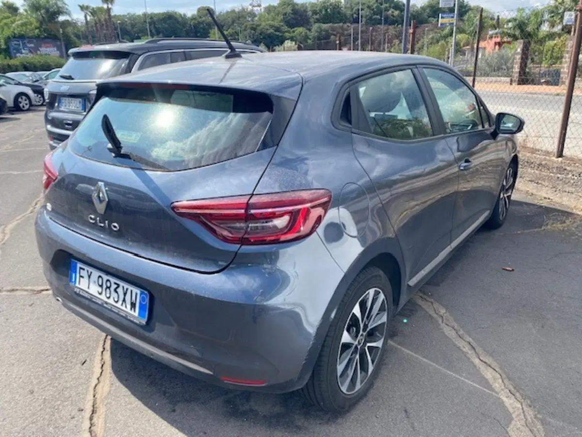 Renault Clio usata a Catania (3)