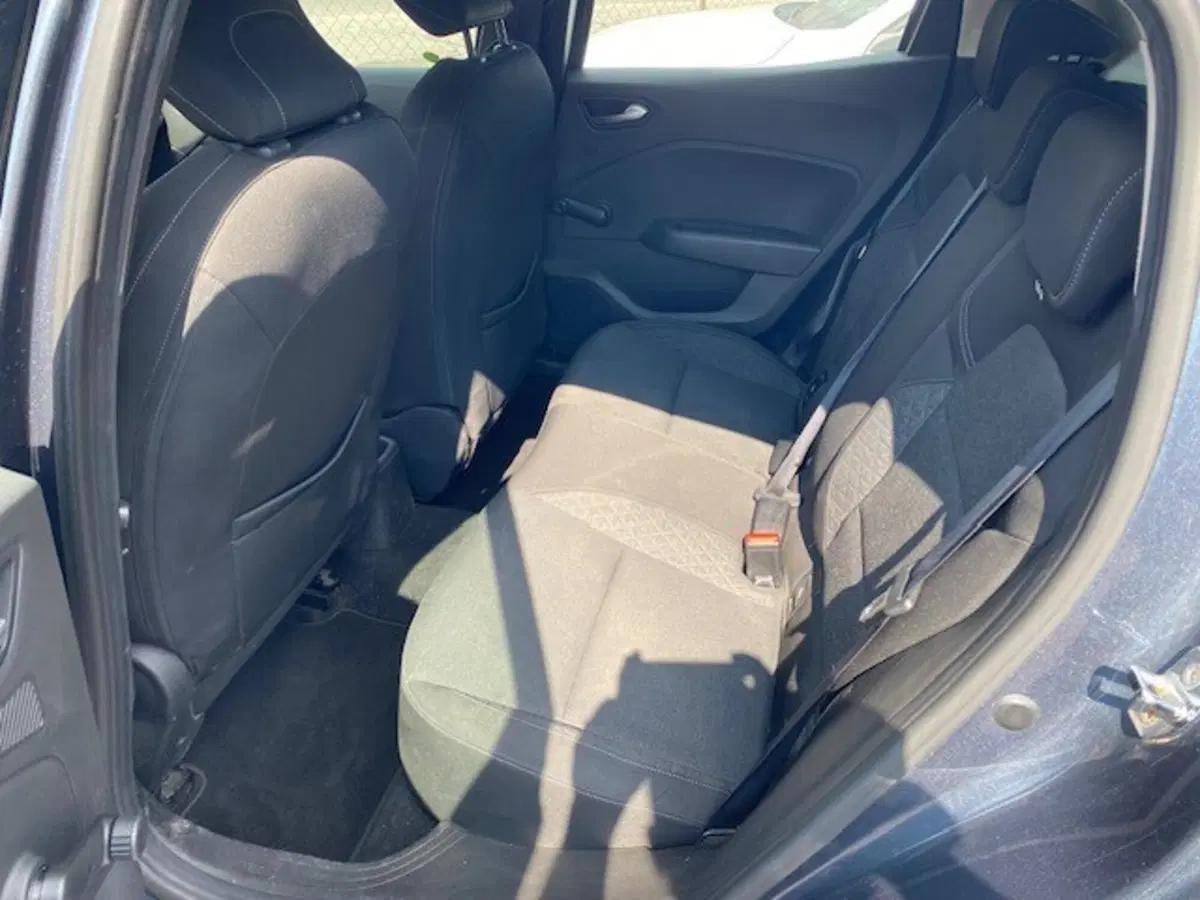 Renault Clio usata a Catania (8)