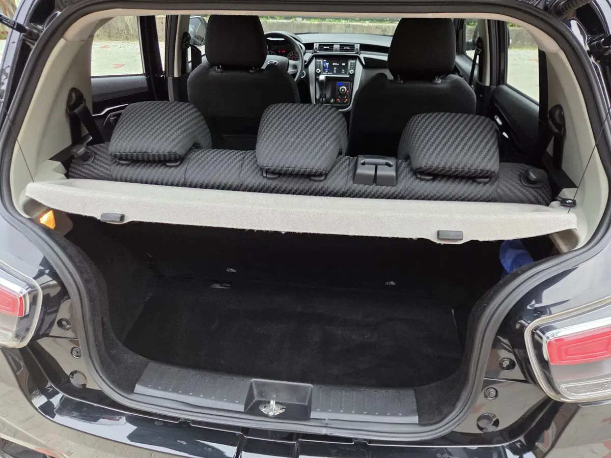 Mahindra KUV100 usata a Torino (13)