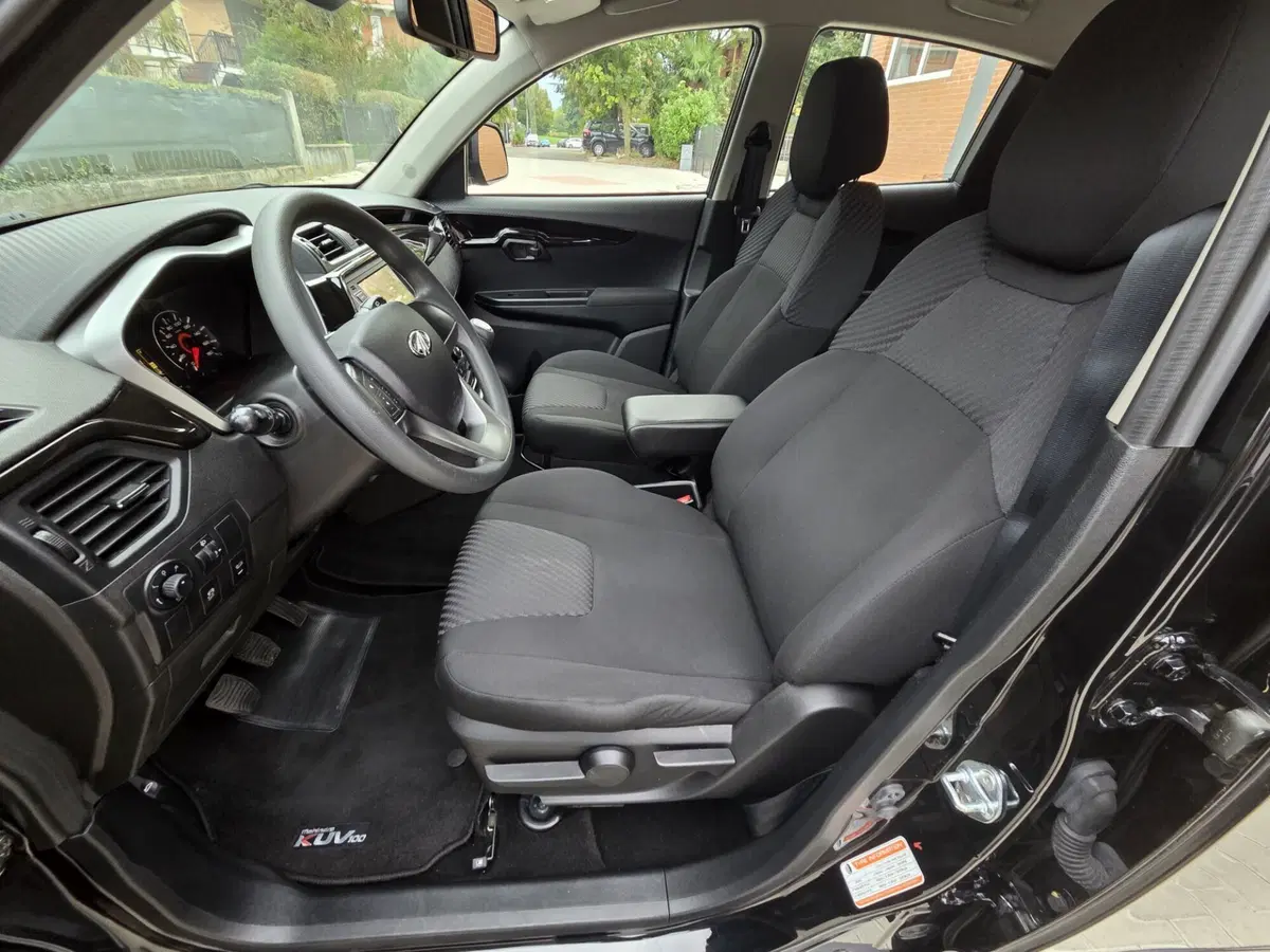 Mahindra KUV100 usata a Torino (7)