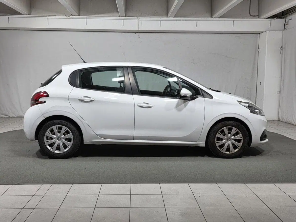 Peugeot 208 usata a Sondrio (6)
