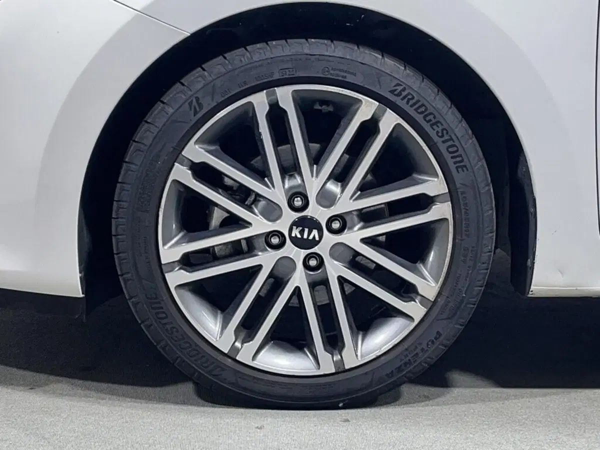Kia Rio usata a Sondrio (9)