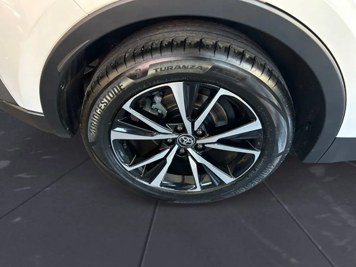 Toyota Toyota C-HR usata a Verona (5)
