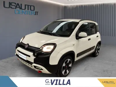 Fiat Panda Cross 1.0 firefly hybrid Cross s&s 70cv 5p.ti del 2024 usata a Paderno Dugnano