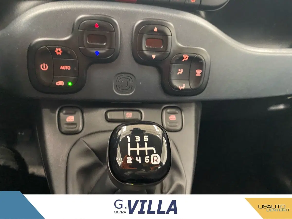 Fiat Panda Cross usata a Milano (16)