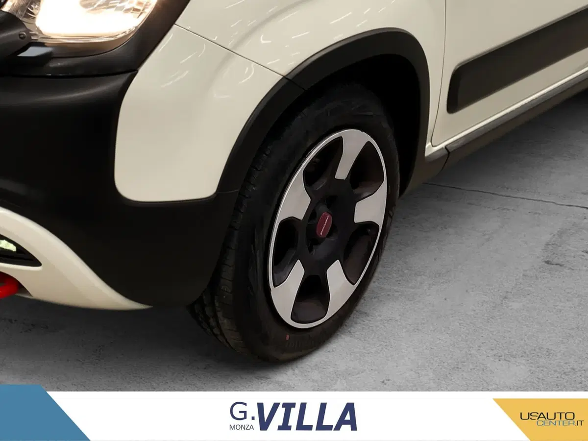 Fiat Panda Cross usata a Milano (7)