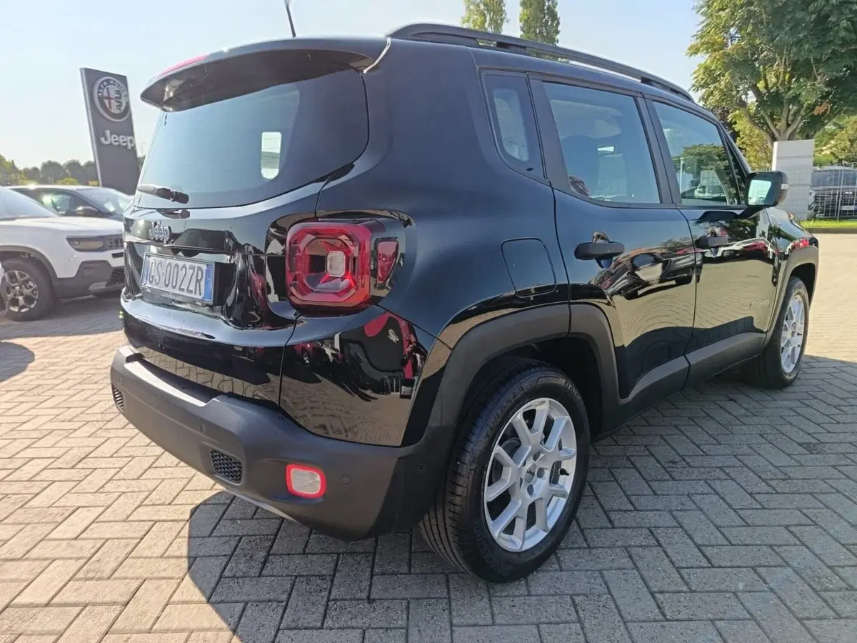 Jeep Renegade nuova a Alessandria (4)