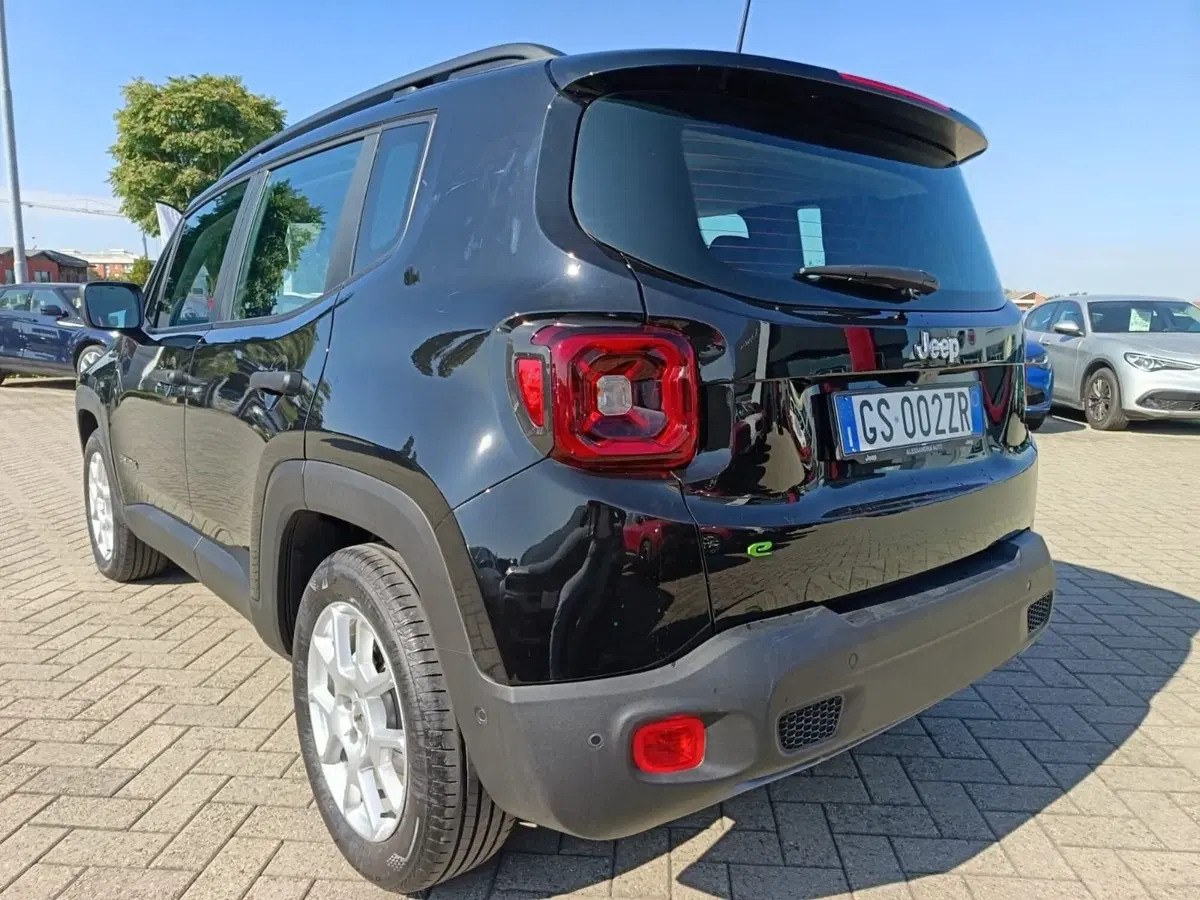 Jeep Renegade nuova a Alessandria (8)