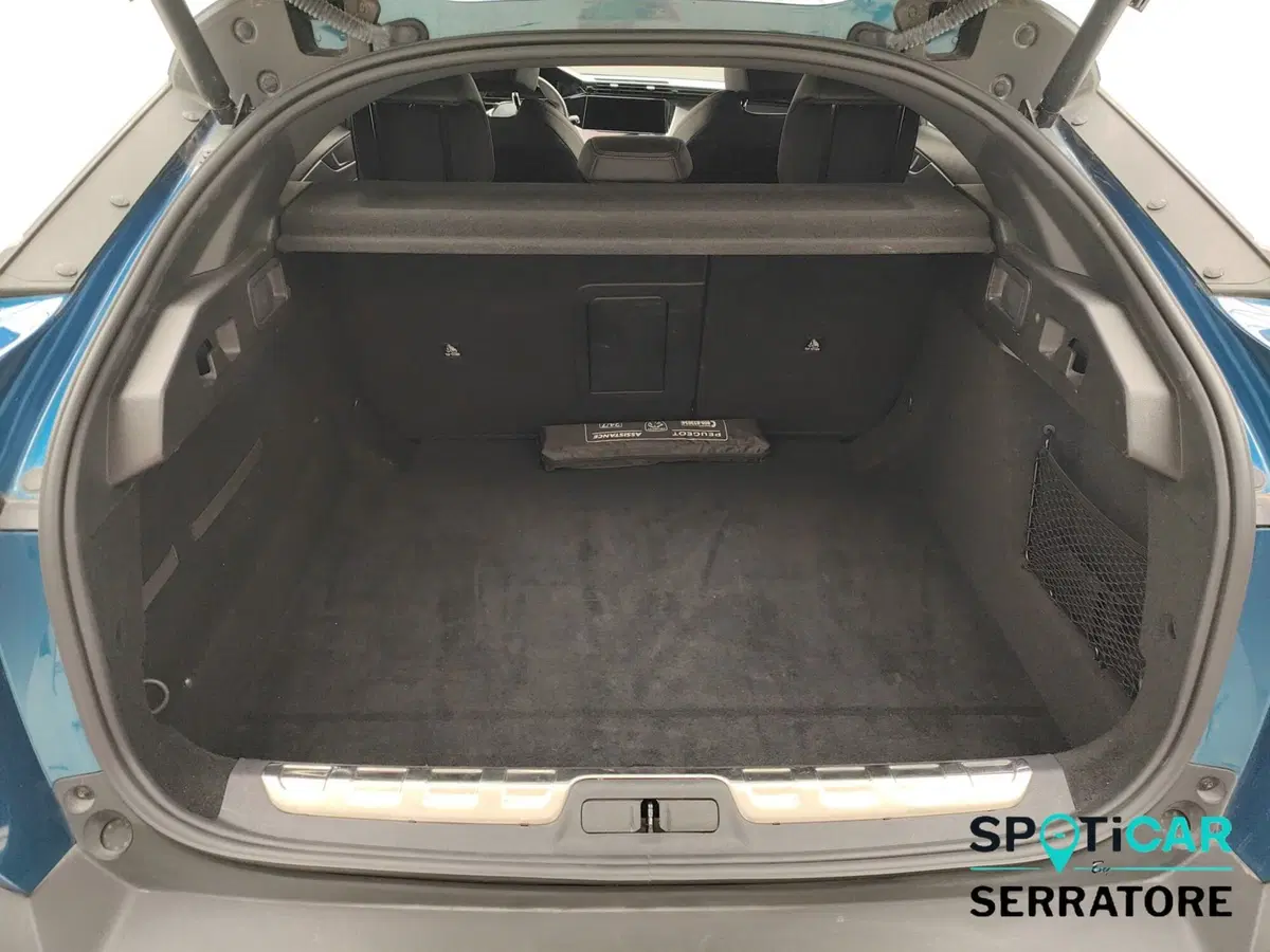 Peugeot 408 usata a Como (18)