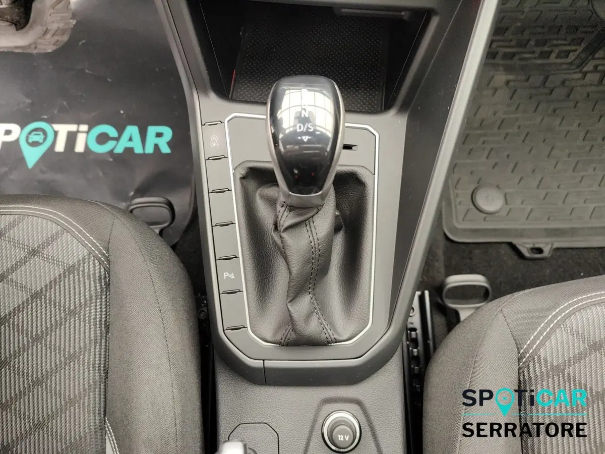 Volkswagen Taigo usata a Como (18)