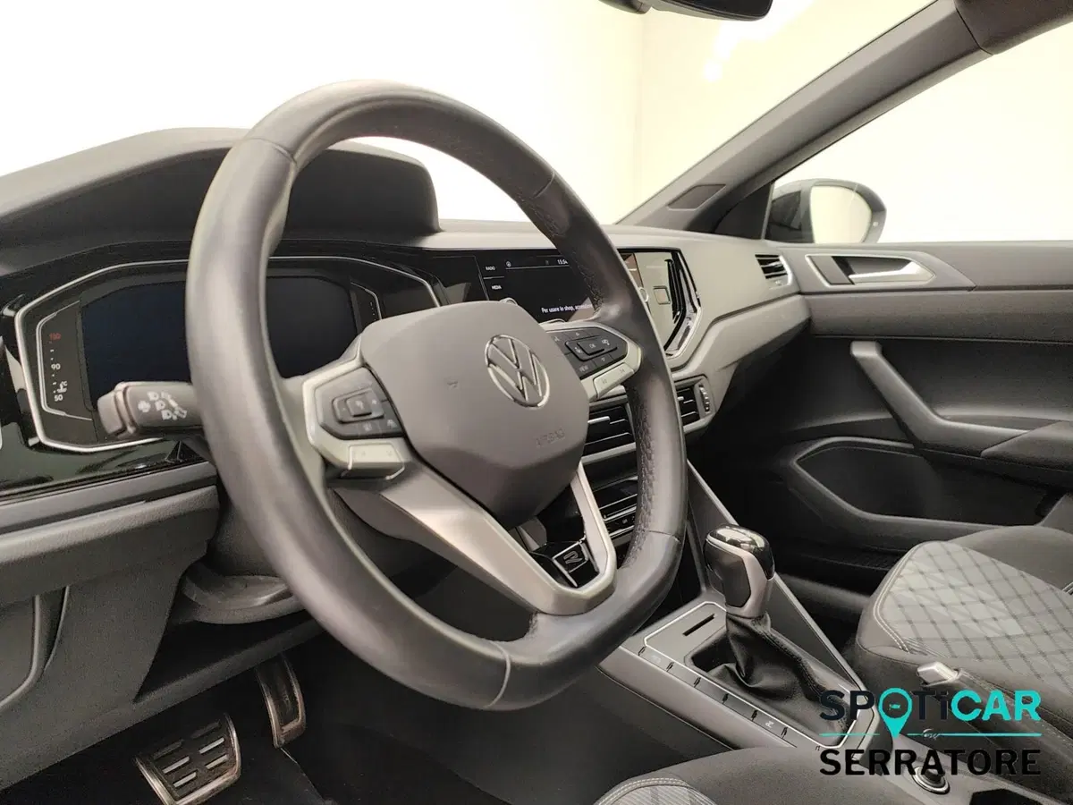 Volkswagen Taigo usata a Como (9)