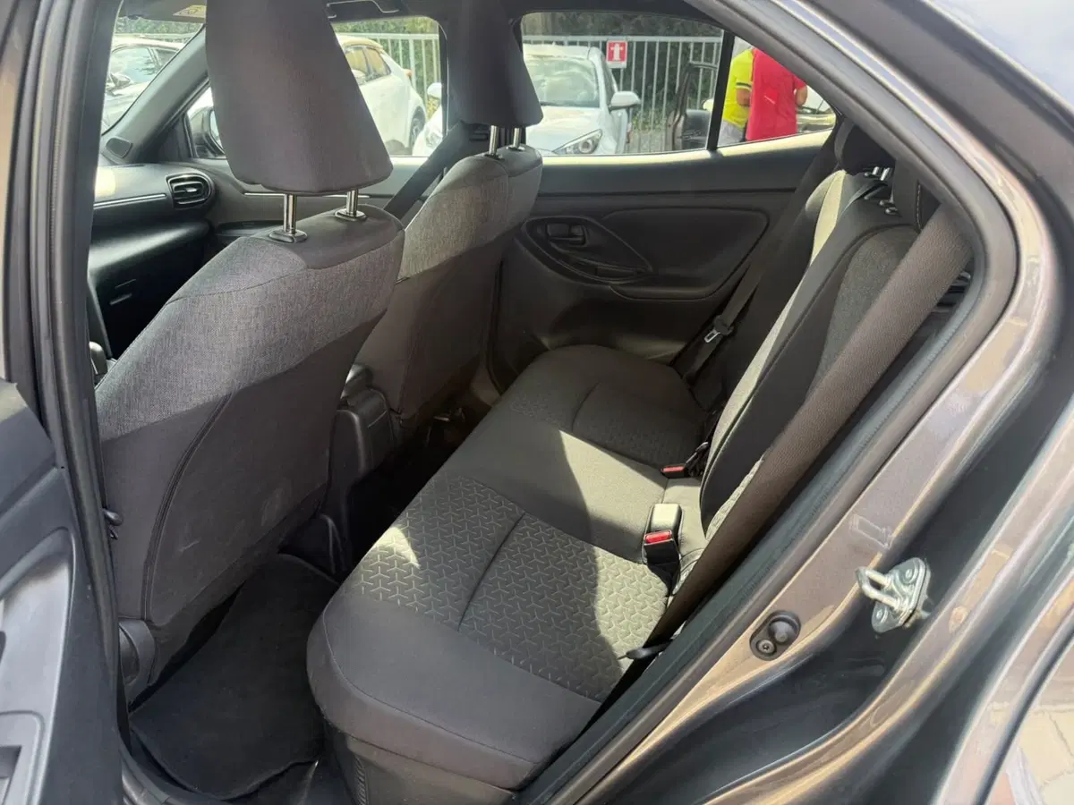 Toyota Yaris Cross usata a Piacenza (12)