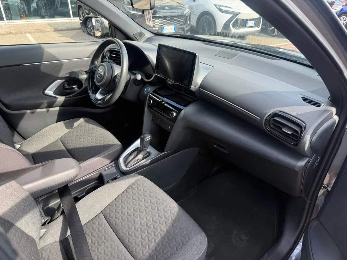 Toyota Yaris Cross usata a Piacenza (14)