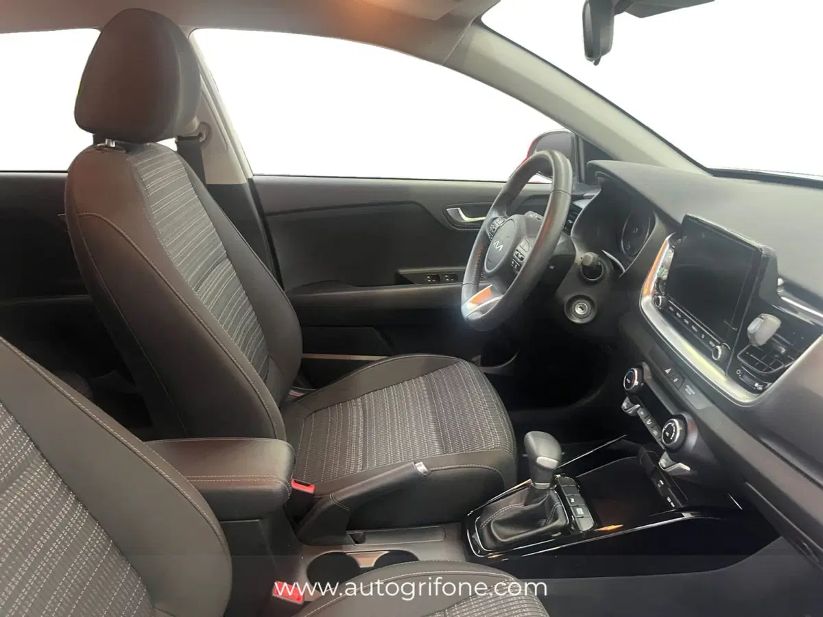 Kia Stonic usata a Modena (15)