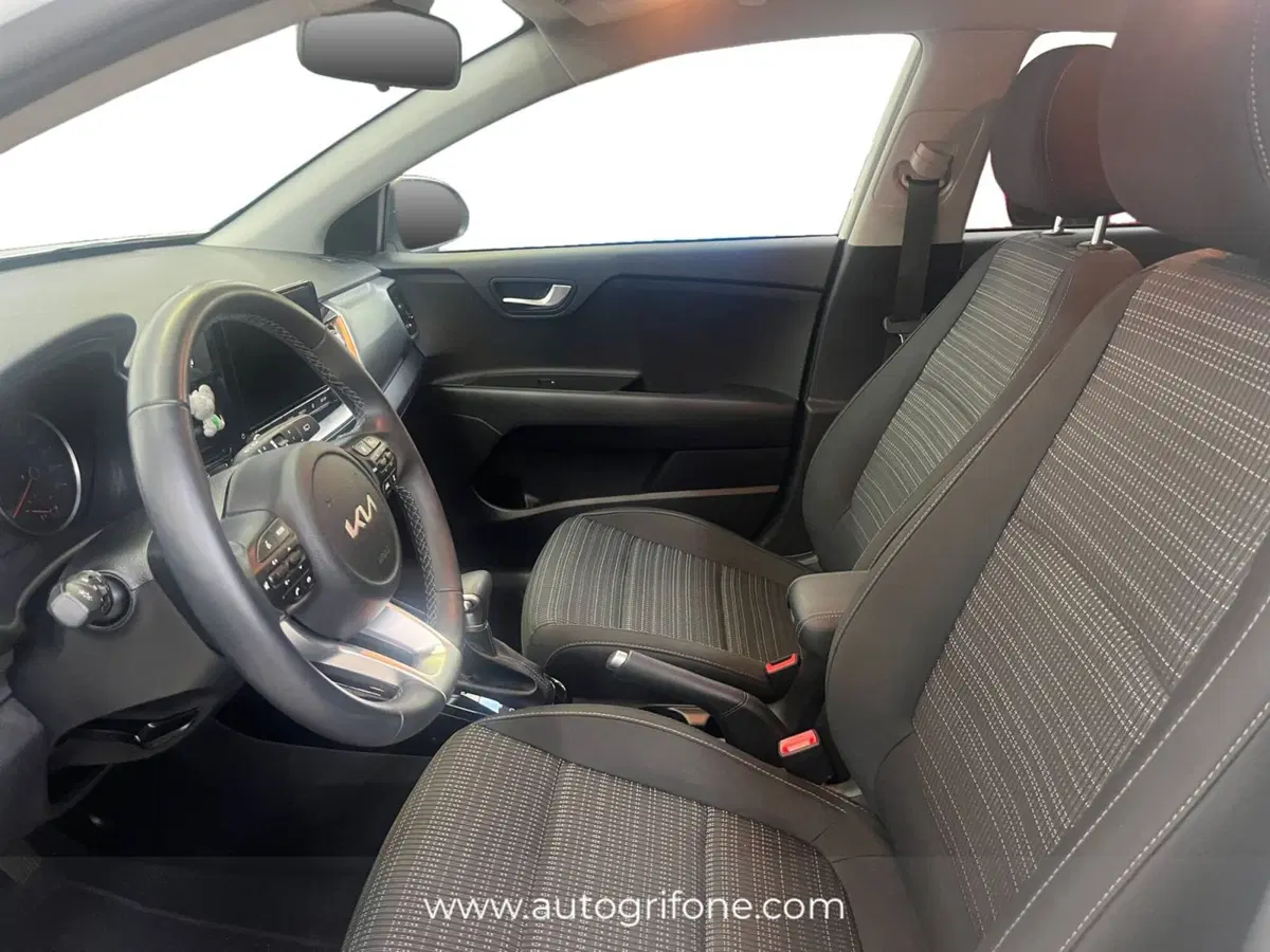 Kia Stonic usata a Modena (9)