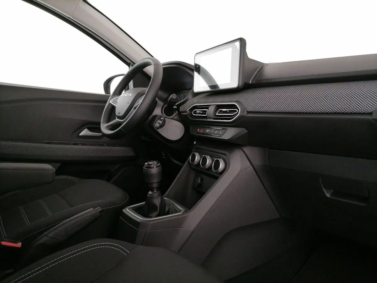 Dacia Sandero Streetway usata a Roma (7)