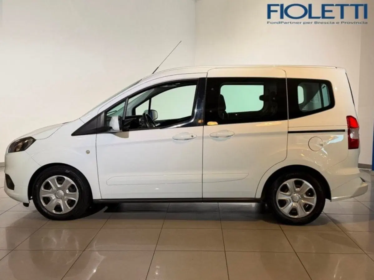 Ford Tourneo Courier usata a Brescia (4)