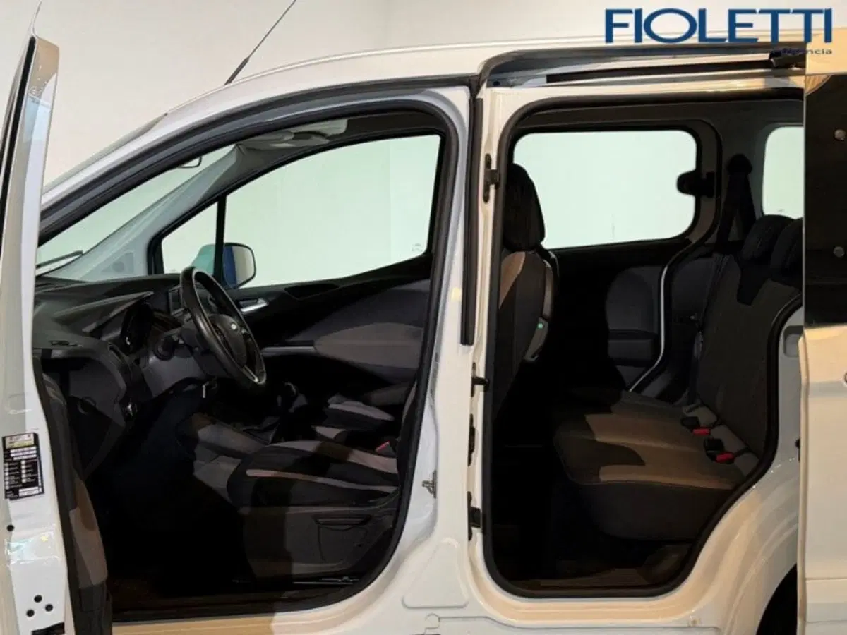 Ford Tourneo Courier usata a Brescia (9)