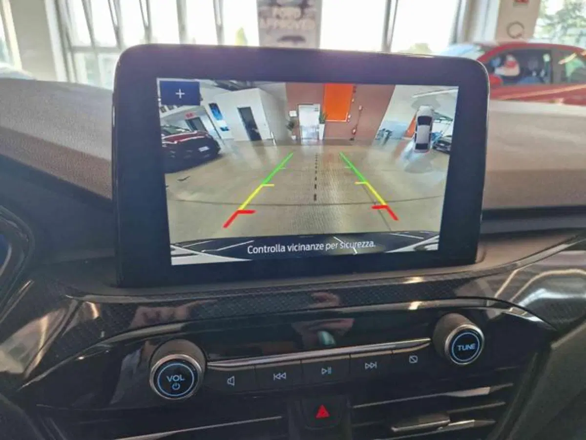 Ford Kuga usata a Bologna (11)