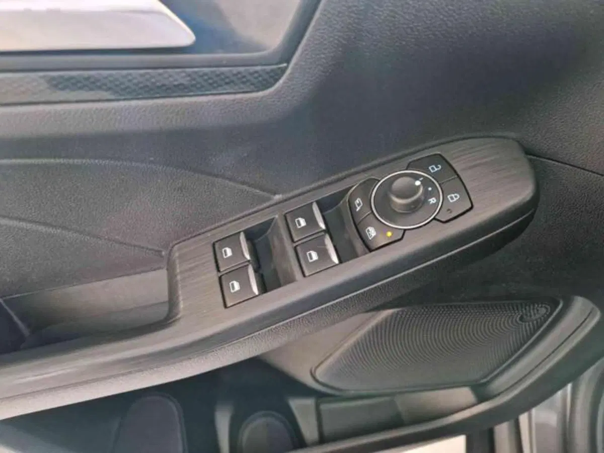 Ford Kuga usata a Bologna (17)