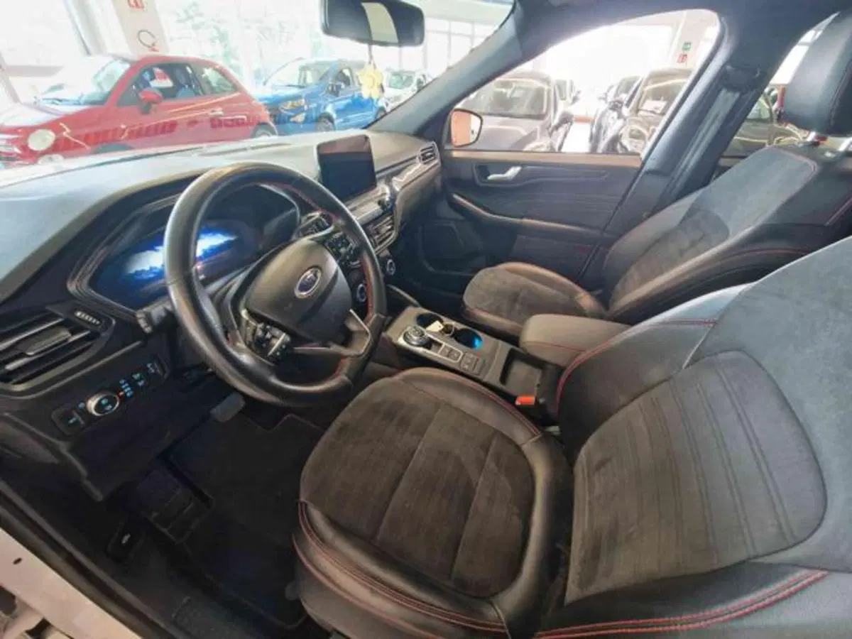 Ford Kuga usata a Bologna (8)