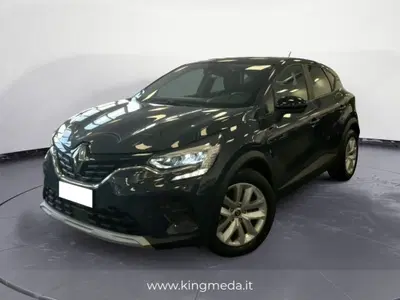 Renault Captur Full Hybrid E-Tech 145 CV Equilibre del 2022 usata a Meda