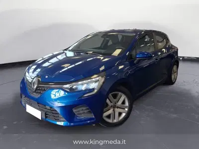 Renault Clio Full Hybrid E-Tech 145 CV 5 porte Equilibre del 2022 usata a Meda