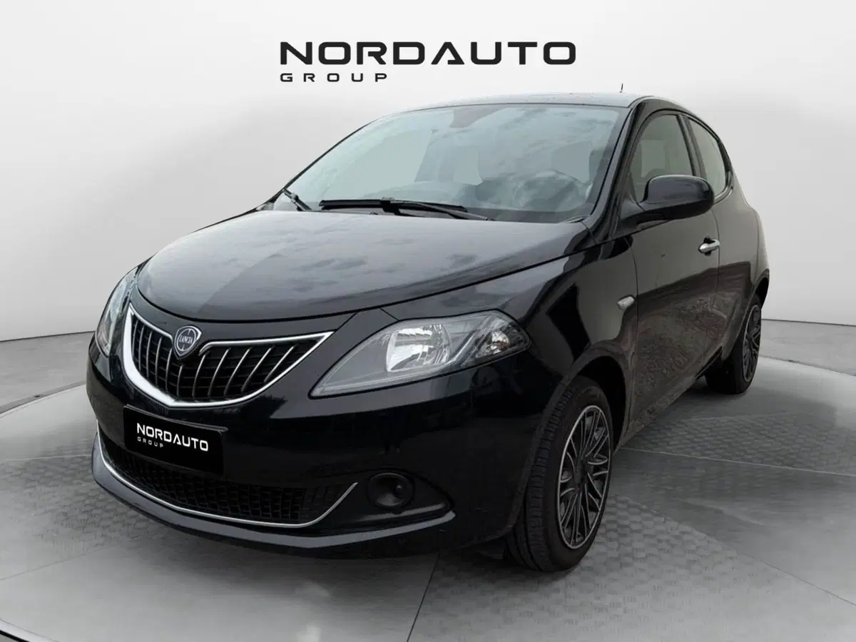 Lancia Ypsilon usata a Belluno