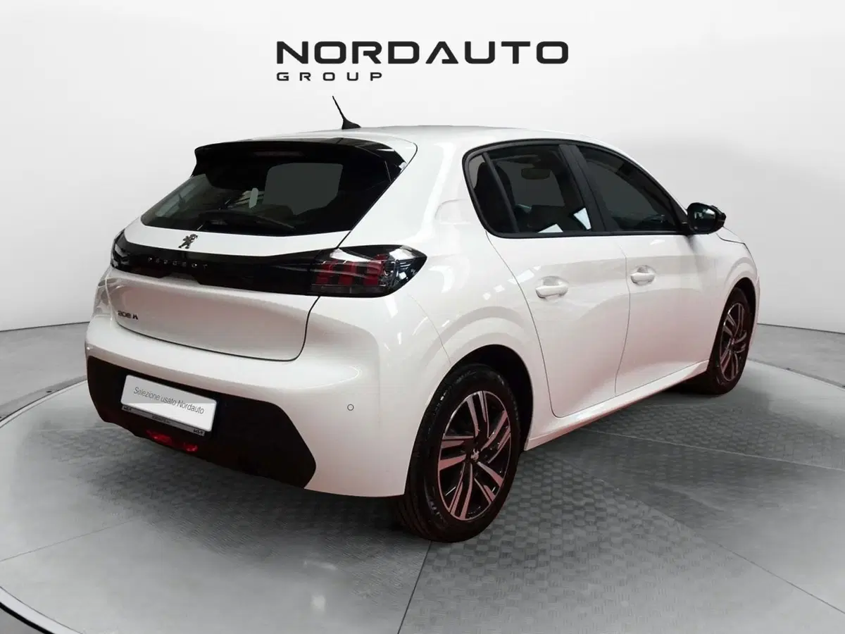 Peugeot 208 usata a Treviso (4)