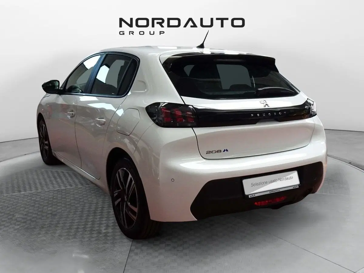 Peugeot 208 usata a Treviso (5)