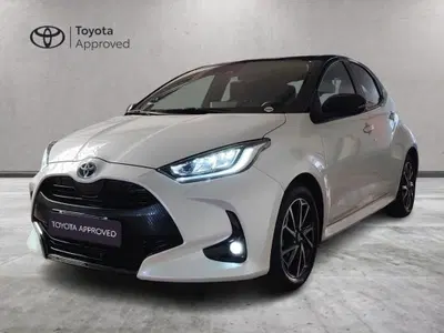 Toyota Yaris 1.5 Hybrid 5 porte Style del 2022 usata a Milano