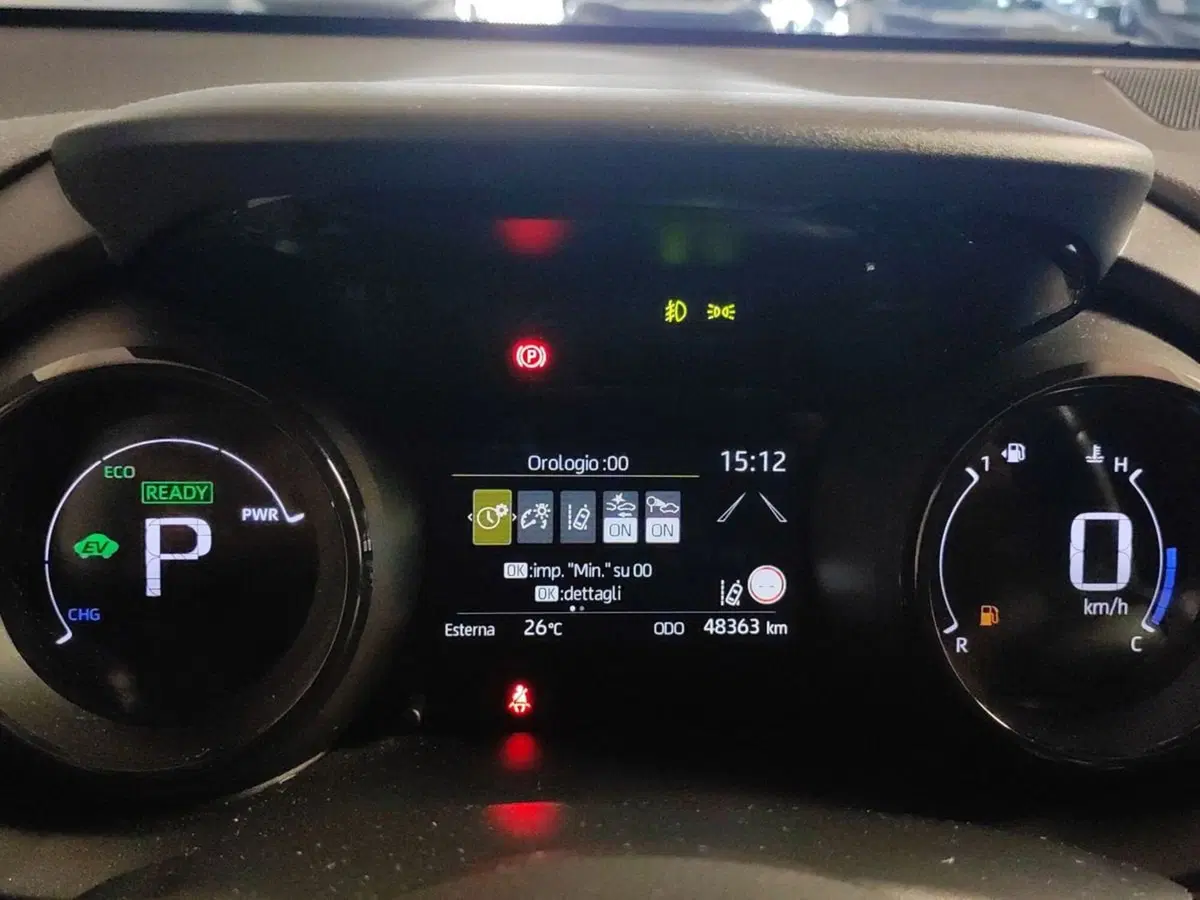 Toyota Yaris usata a Milano (10)