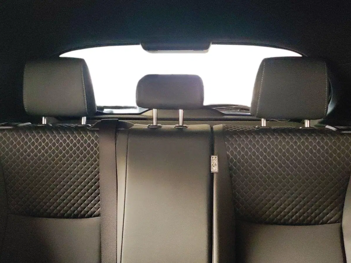 Toyota Yaris usata a Milano (12)