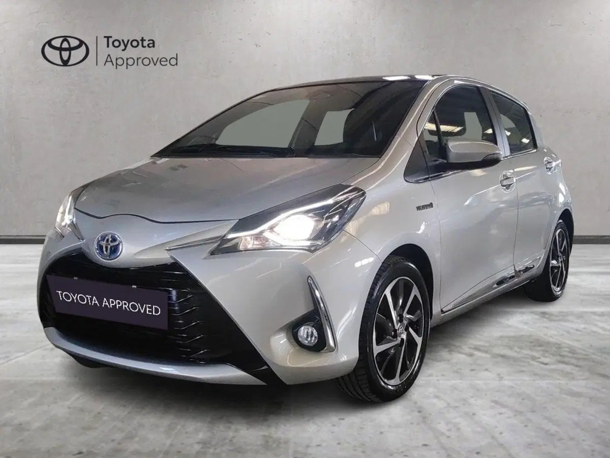 Toyota Yaris usata a Milano