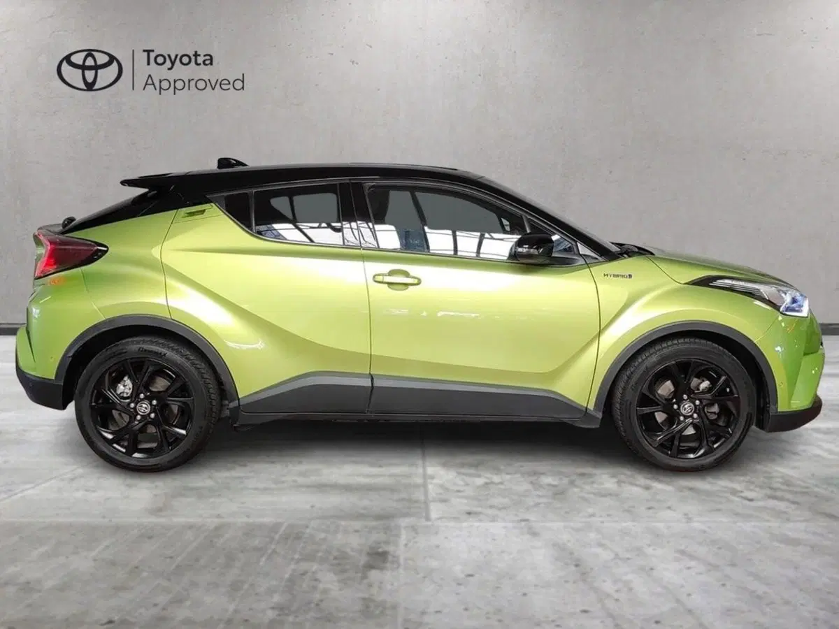 Toyota Toyota C-HR usata a Milano (5)