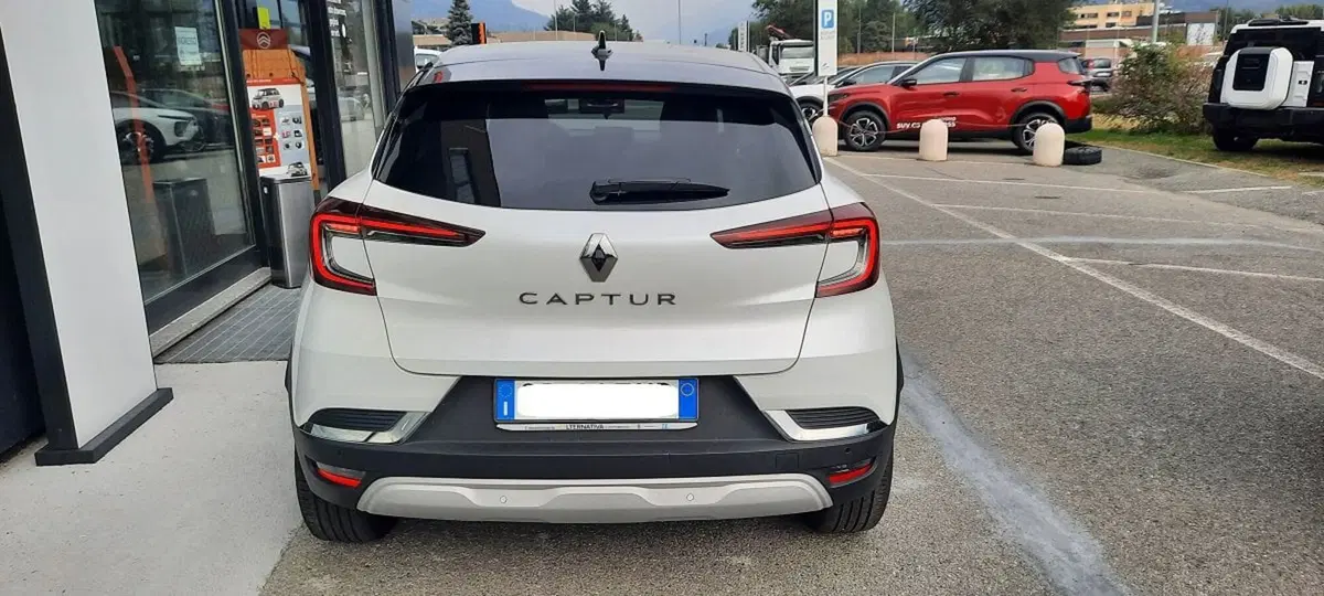Renault Captur usata a Aosta (4)