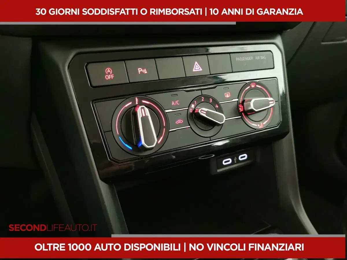Volkswagen T-Cross usata a Chieti (12)
