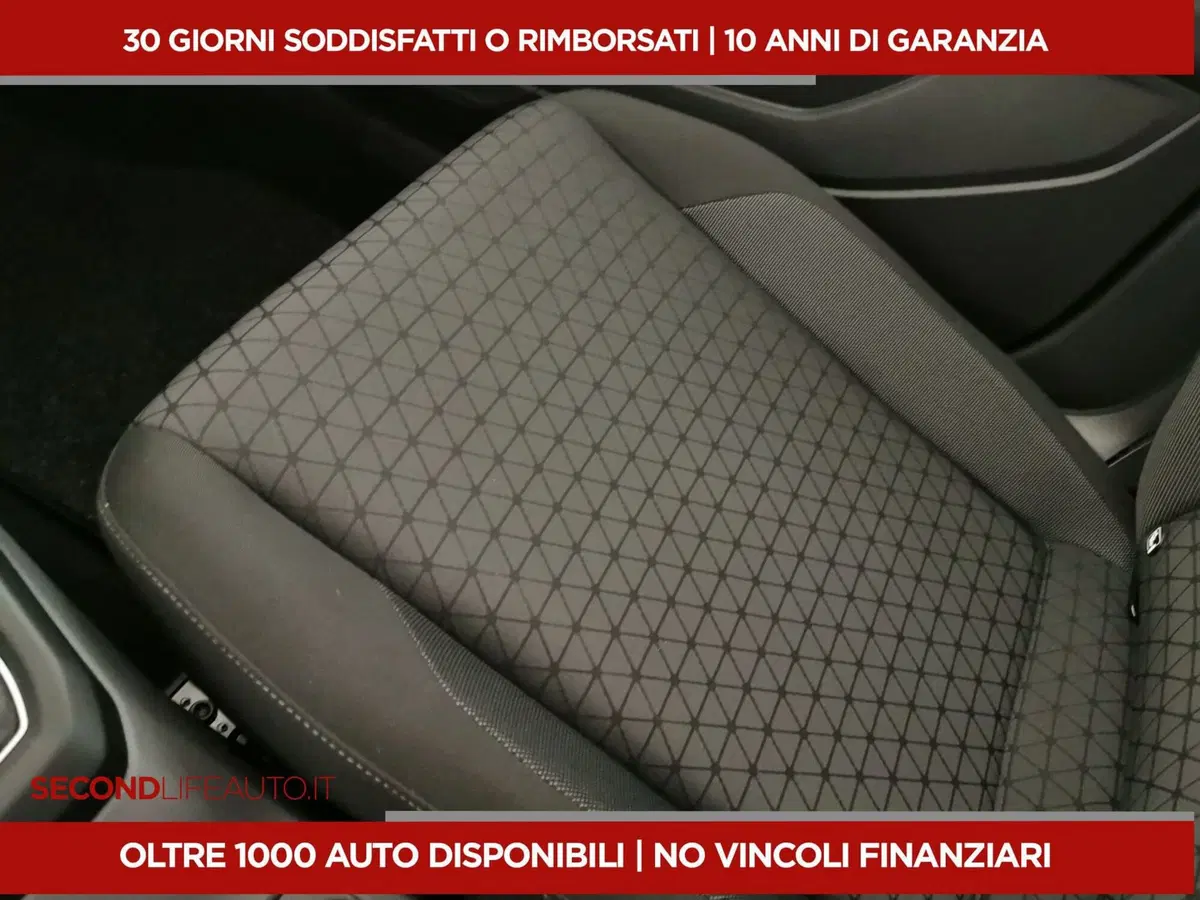 Volkswagen T-Cross usata a Chieti (13)