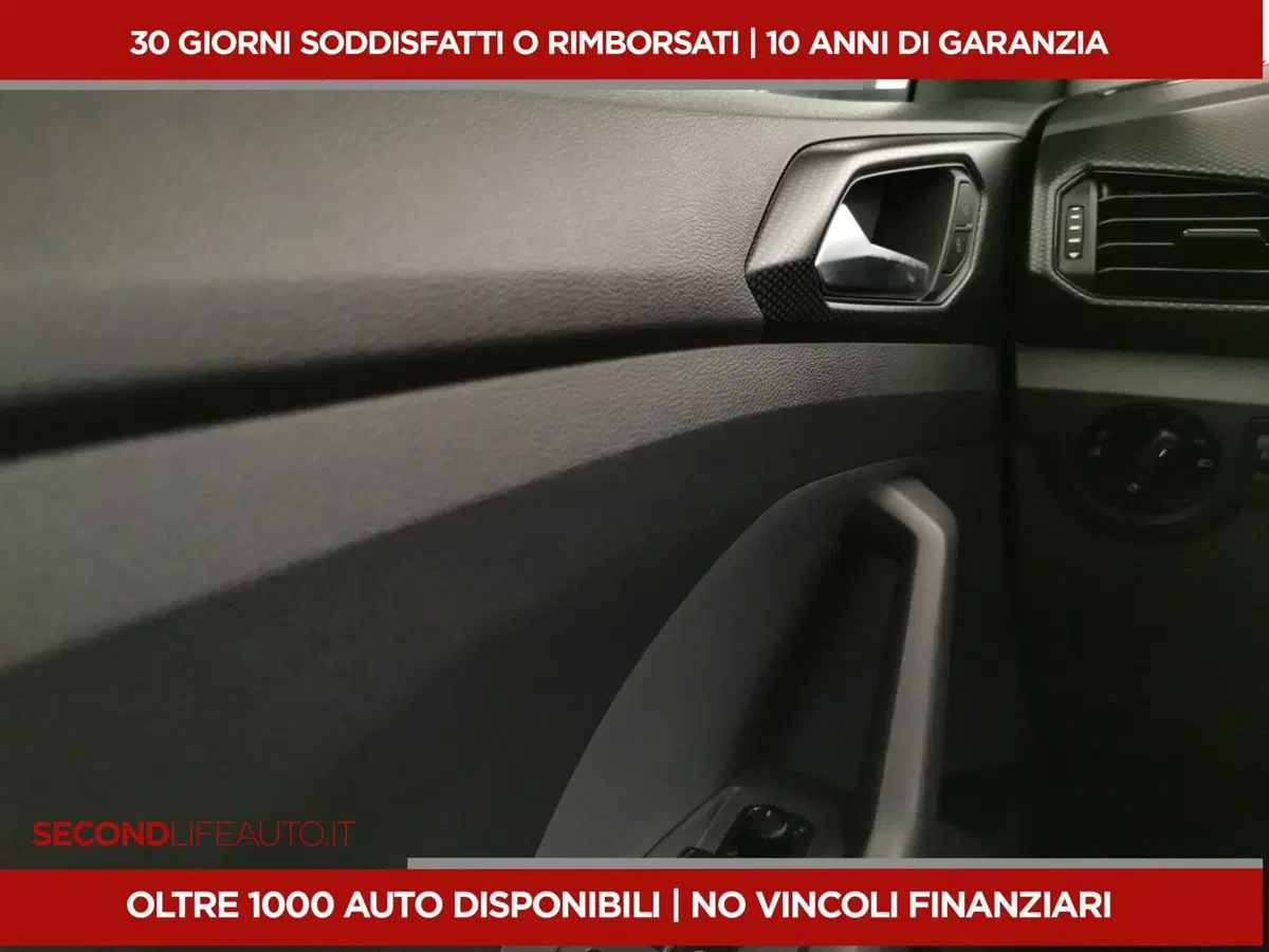 Volkswagen T-Cross usata a Chieti (18)
