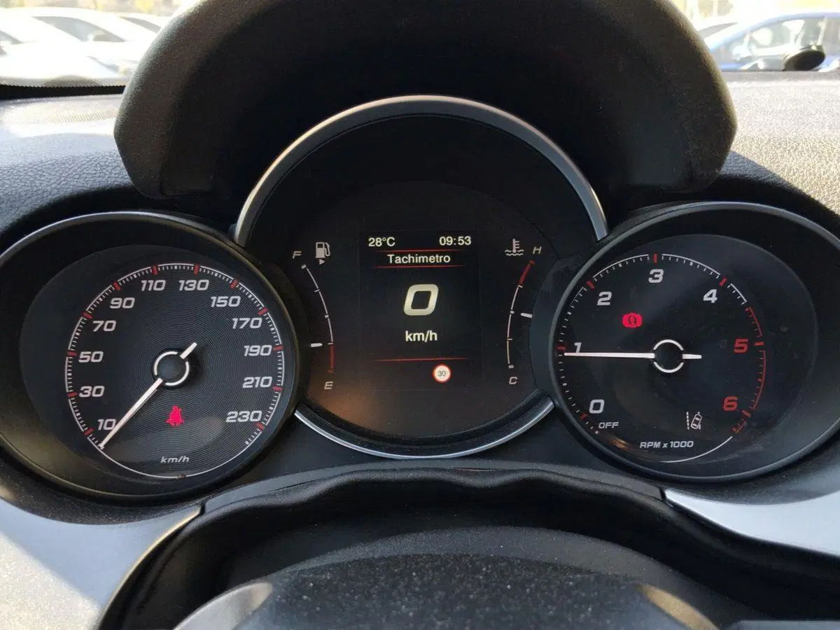 Fiat 500X usata a Roma (8)