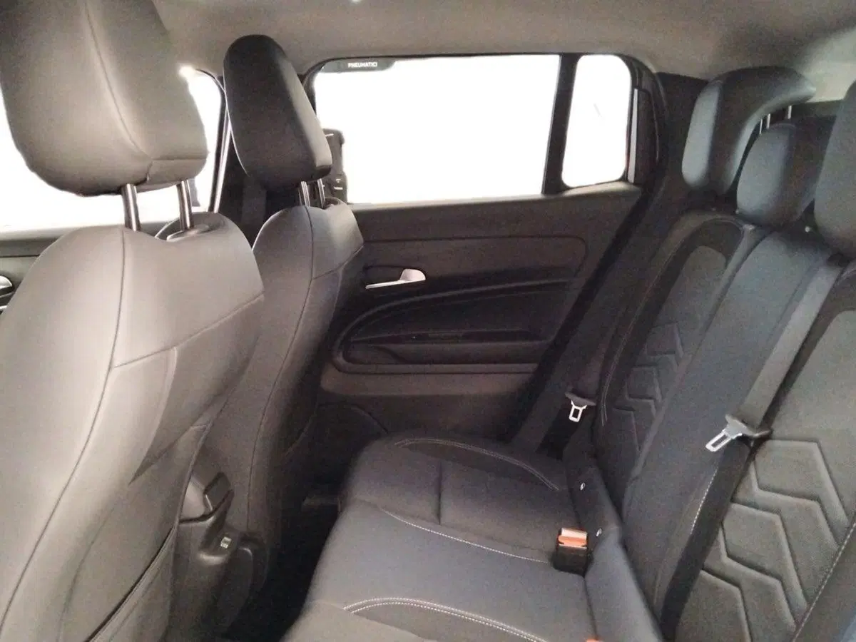 Jeep Avenger usata a Roma (10)