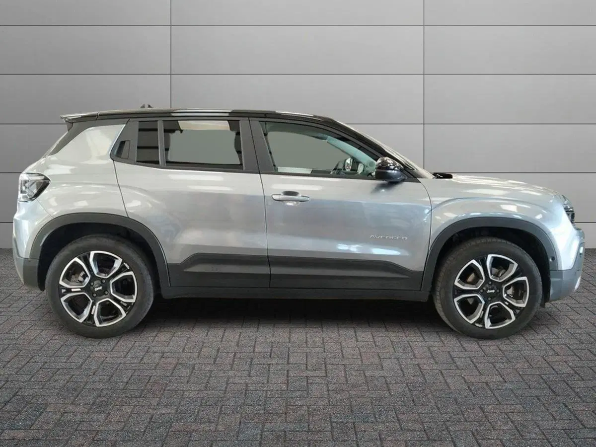 Jeep Avenger usata a Roma (2)