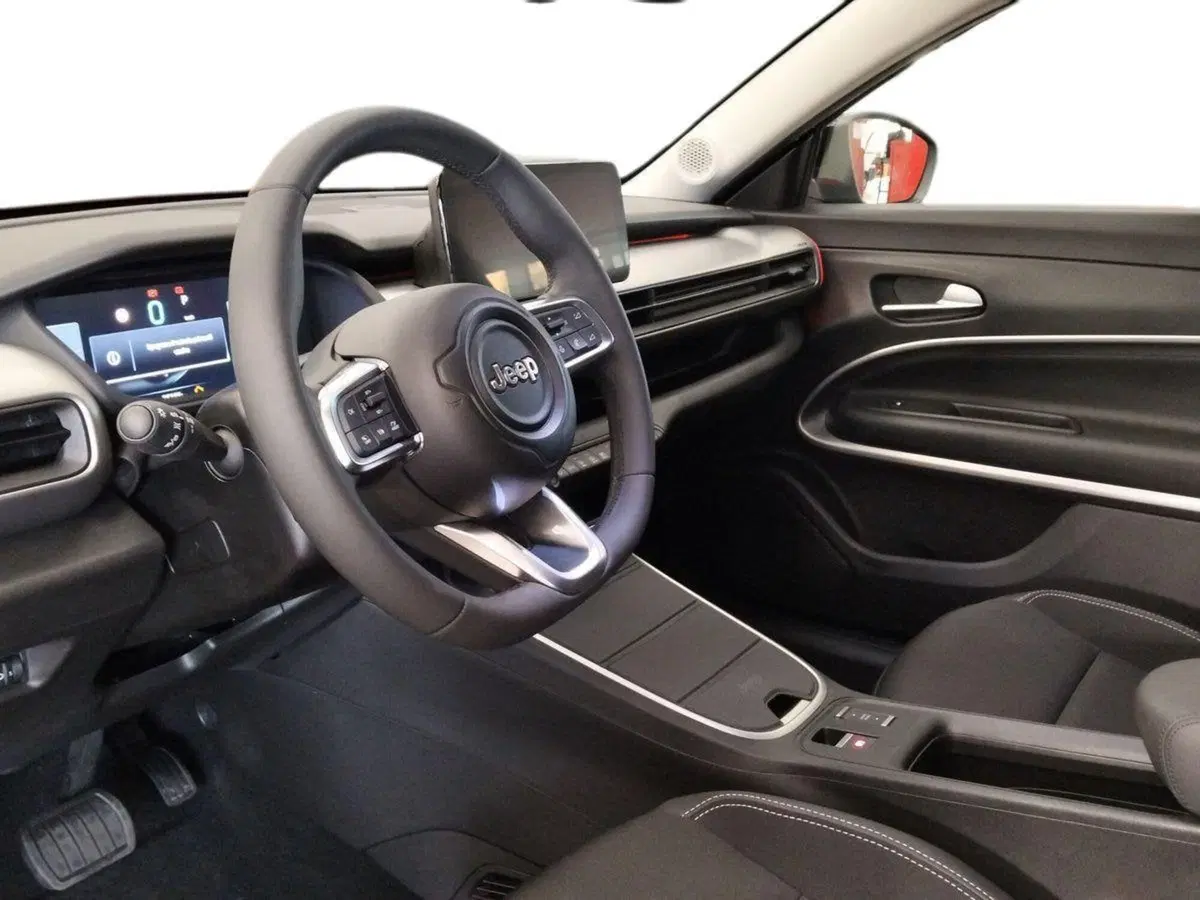 Jeep Avenger usata a Roma (6)