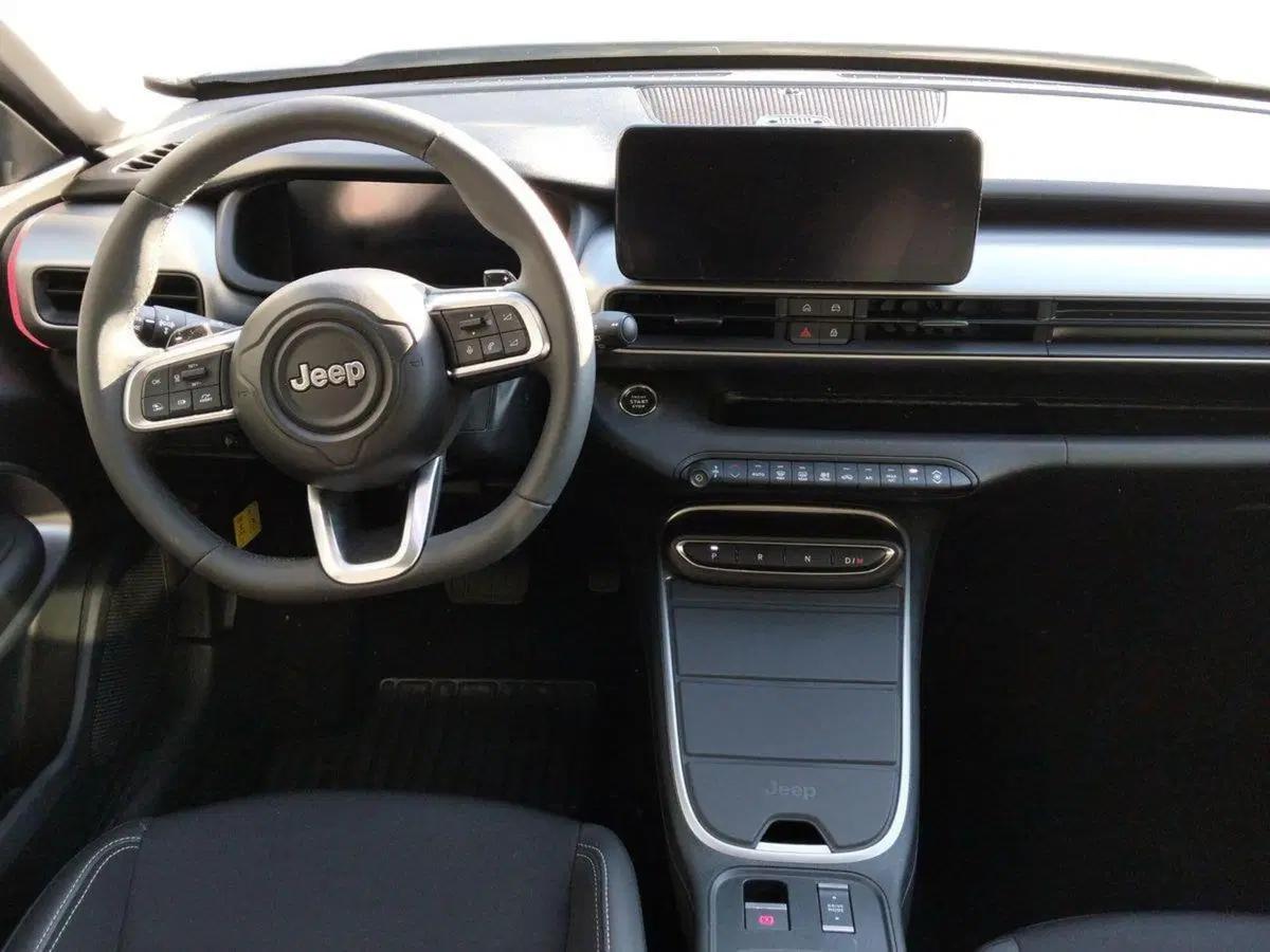 Jeep Avenger usata a Roma (7)