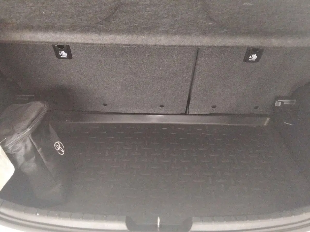 Toyota Yaris usata a Roma (6)