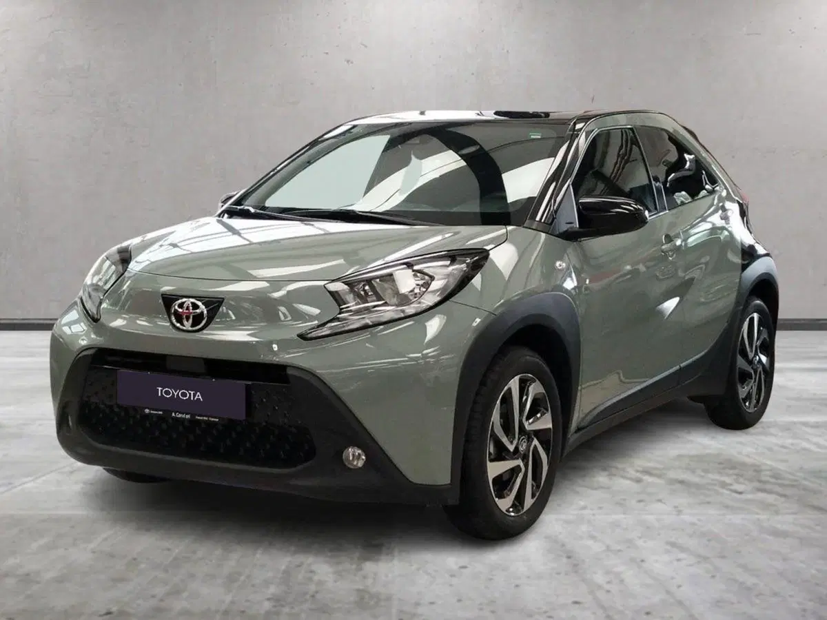 Toyota Aygo X usata a Roma